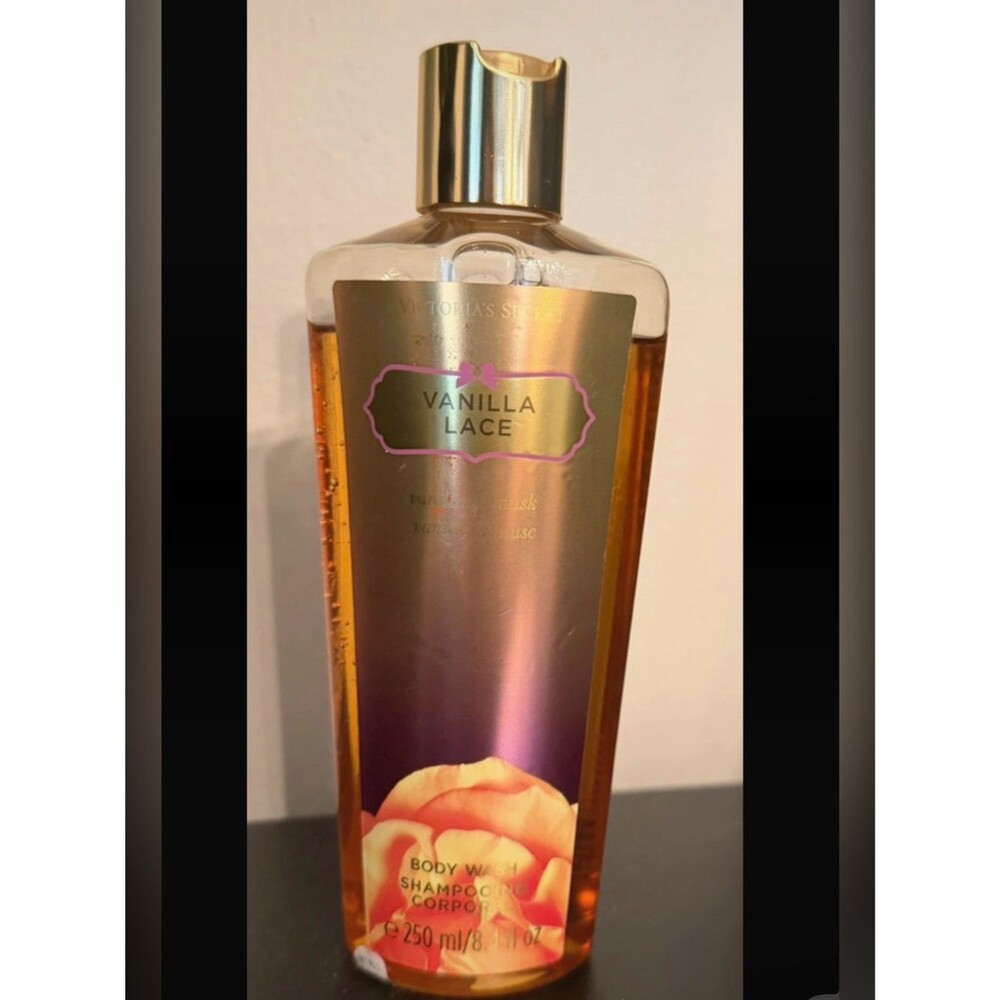 Victoria’s Secret Y2k Vanilla Lace Body Wash
